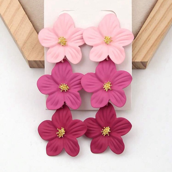 Flower Pendant Earrings - Picture 5 of 7